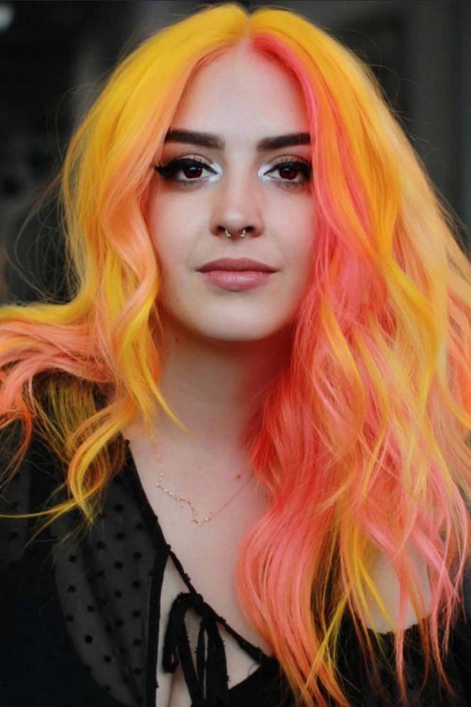 Long Wavy Hair With Peachy Shades 