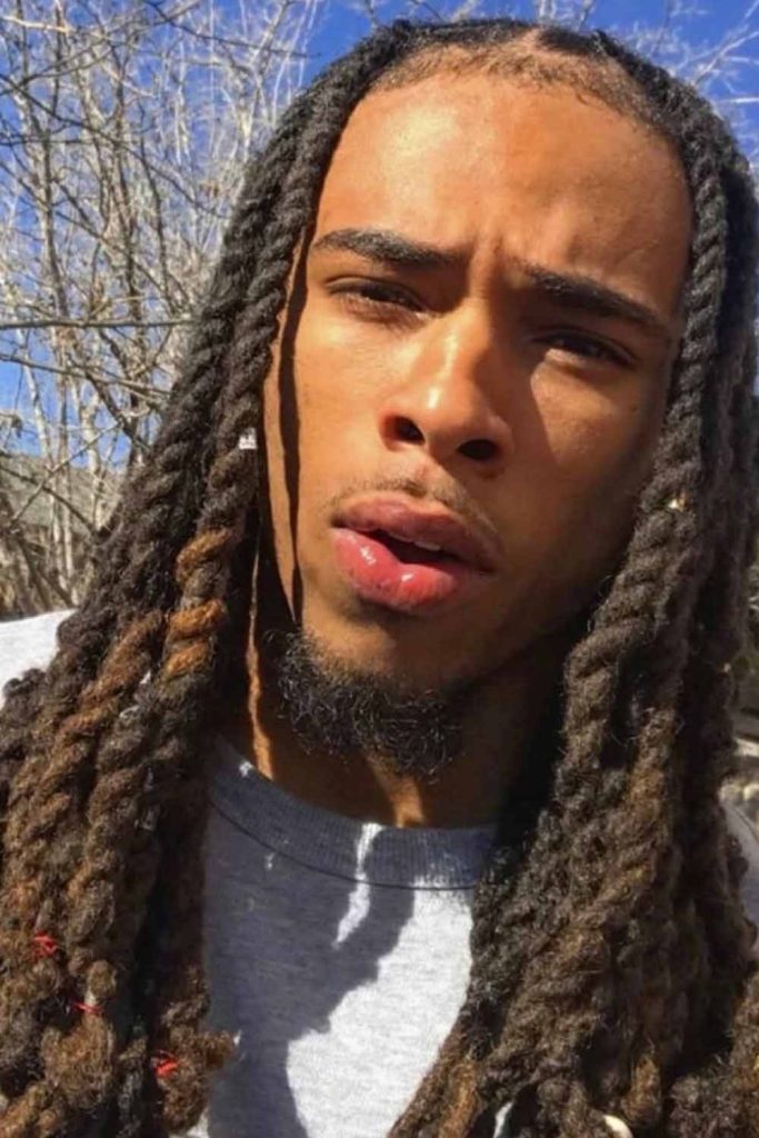 Mixed color twisted Dreads