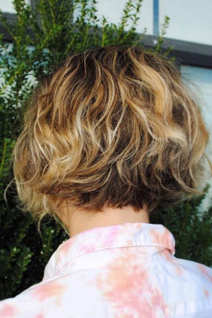 Messy Bob with Natural Waves