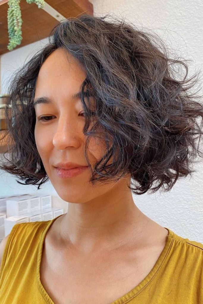 Curly Bob with natural Texture